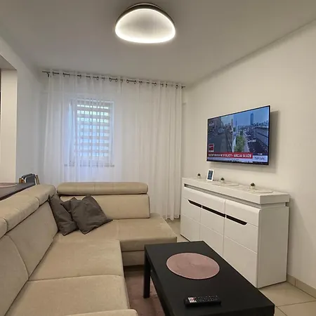 Home3city Sunrise ソポト
